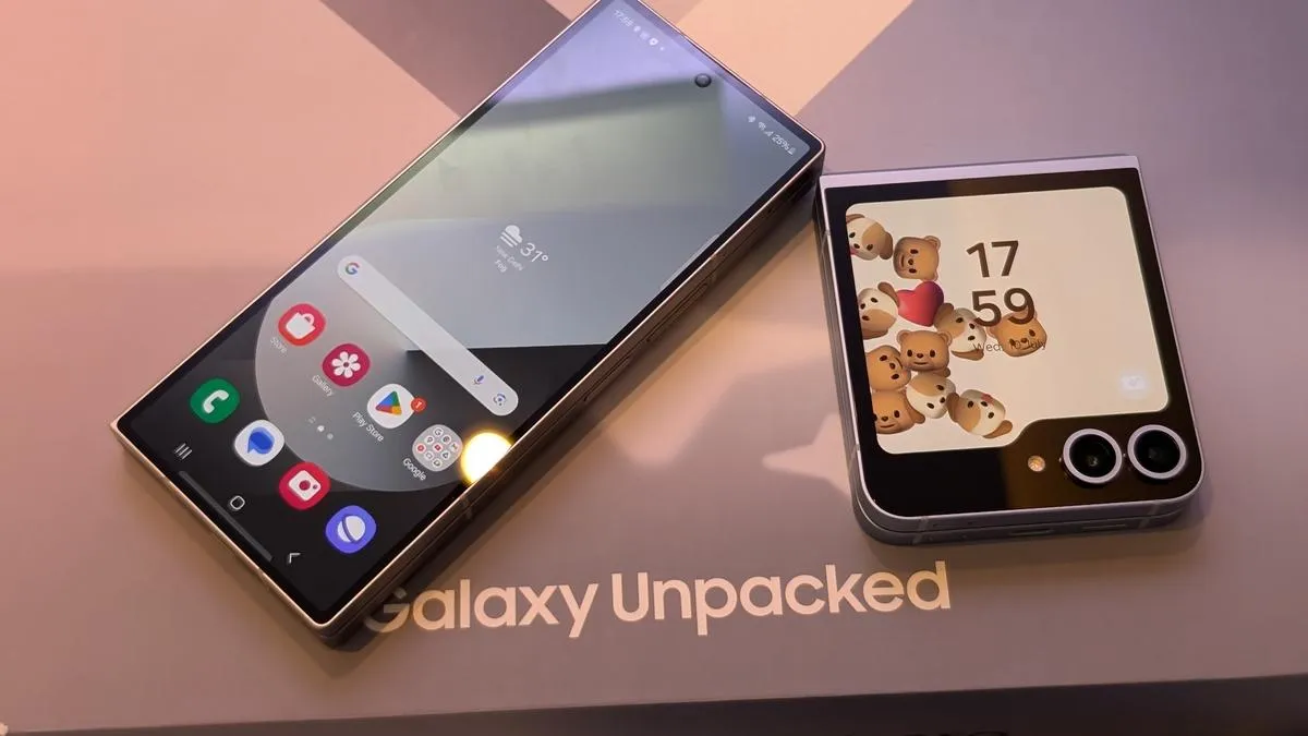 Samsung Foldable Smartphones