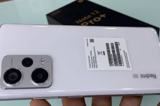 Redmi Note 12 Pro 5G स्मार्टफोन में मिल रहा है जबरदस्त कैमरा, कीमत सुनकर उड़ा सबका होश